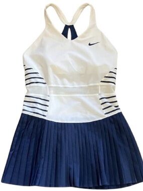 NOT 4 SALE I DONT HAVE THIS DRESS I WANT TO BUY THIS or TRADE a dress NIKE Dress